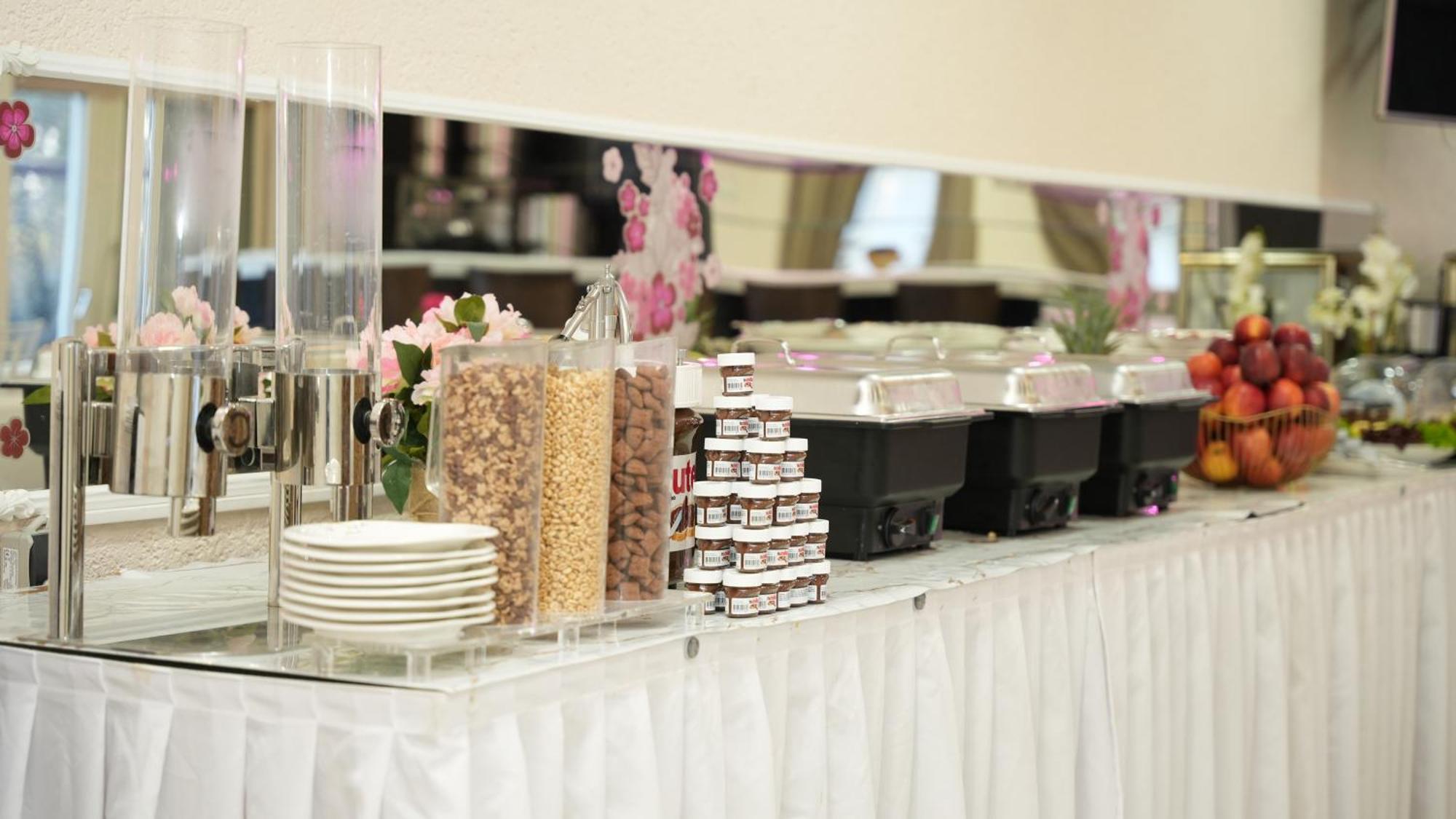 Langgons Sn Hotel And Restaurant المظهر الخارجي الصورة